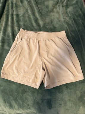 Lululemon pace breaker shorts 5’ inseam liner less new